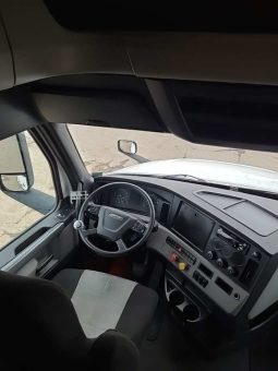 2019 Freightliner Cascadia 126 full