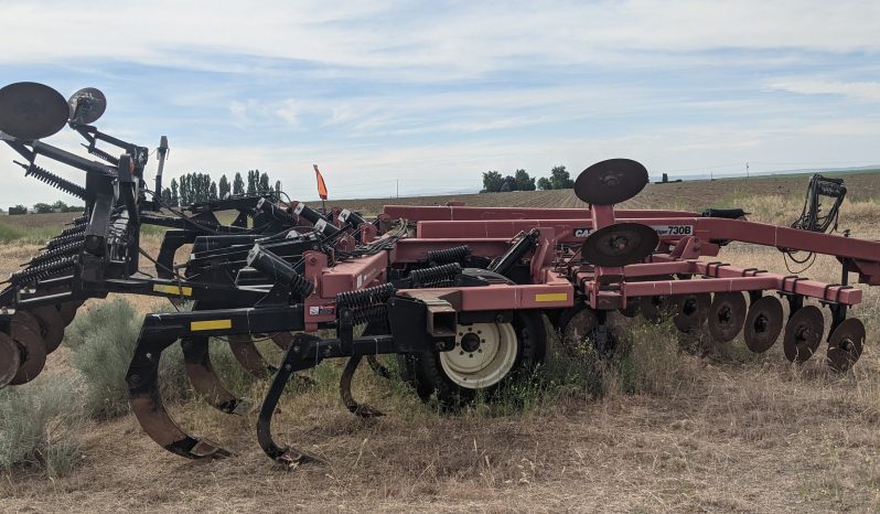 2006 JOHN DEERE 9520 & Case IH 730b full