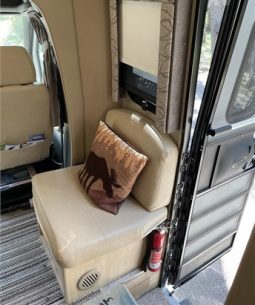 2015 LEISURE TRAVEL VANS UNITY 24IB full