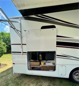 2019 WINNEBAGO INTENT 30R full