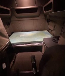 2019 Peterbilt 579 full