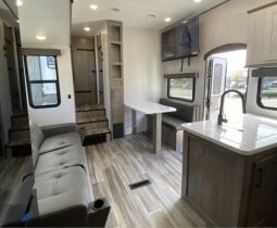 2022 HEARTLAND MILESTONE 386BH full