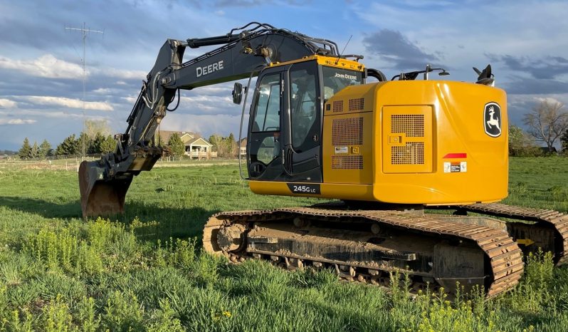 2021 John Deere 245G full