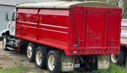 1995 INTERNATIONAL 8200 full
