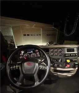 2019 Peterbilt 579 full