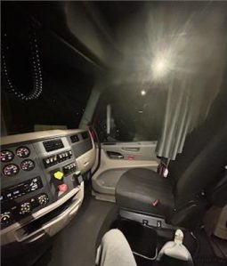 2019 Peterbilt 579 full