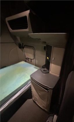 2019 Peterbilt 579 full