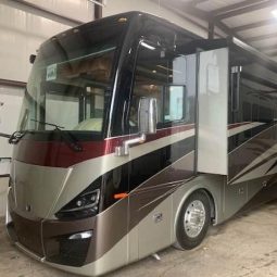 2021 Tiffin Phaeton IH full