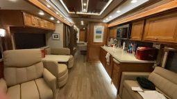 2021 Tiffin Phaeton IH full