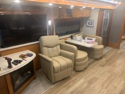 2021 Tiffin Phaeton IH full