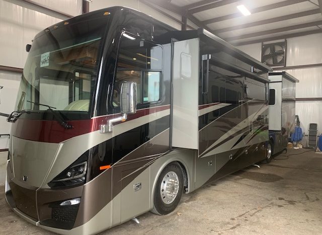 2021 Tiffin Phaeton IH full