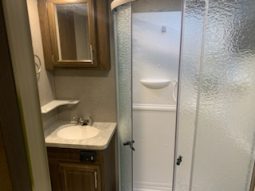 2019 FOREST RIVER FLAGSTAFF SUPER LITE 529MBS full