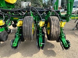 2011 John Deere 1770NT 16 row 30 full