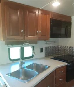 2017 WINNEBAGO VISTA LX 35F full
