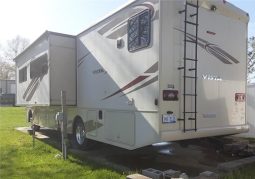 2017 WINNEBAGO VISTA LX 35F full