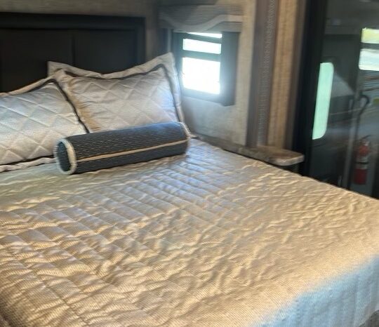 2022 THOR MOTOR COACH OUTLAW 38MB full
