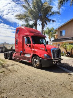 2016 Freightliner Cascadia 125 full