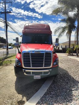 2016 Freightliner Cascadia 125 full
