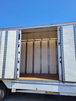 2019 Freightliner Business Class M2-106 full