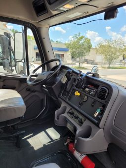 2019 Freightliner Business Class M2-106 full