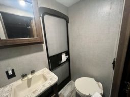 2018 CROSSROADS ZINGER 328SB full