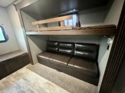 2018 CROSSROADS ZINGER 328SB full