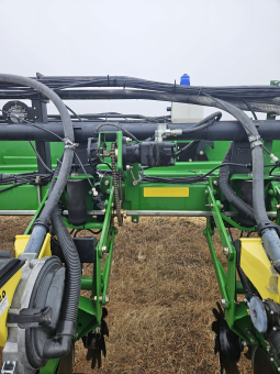 2011 John Deere DB 60 Planter full