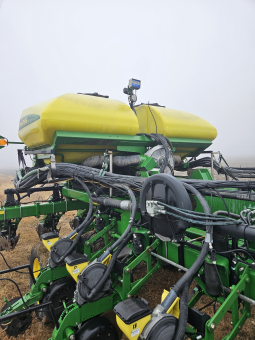 2011 John Deere DB 60 Planter full