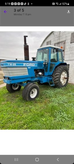 Ford TW25 Tractor full