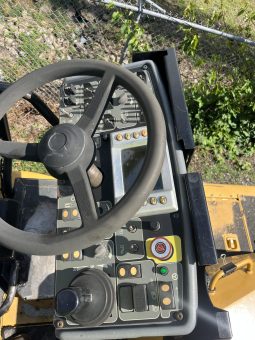 2012 Cat 1055e Model Track Paver full