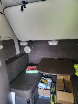 2018 Volvo VNL64T730 full