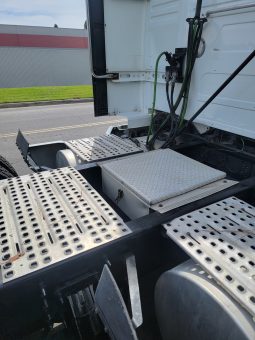 2018 Volvo VNL64T730 full