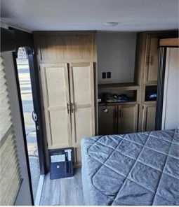 2023 FOREST RIVER CHEROKEE TIMBERWOLF 39SR full