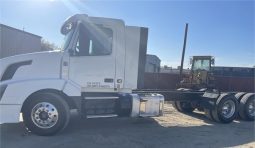 2015 VOLVO VNL64300 full