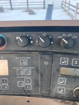 2005 John Deere 8220 full