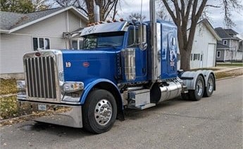 2023 PETERBILT 389