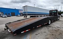 2009 Peterbilt 335 full