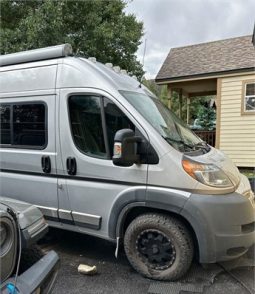2017 WINNEBAGO TRAVATO 59G full