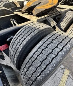 2022 Volvo VNL64T760 full