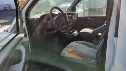 2006 Chevy Express 3500 full
