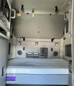 2022 Volvo VNL64T760 full