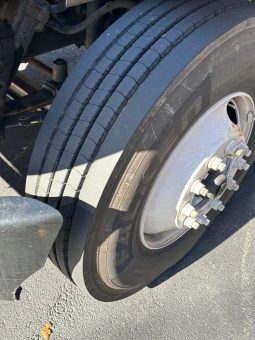 2017 Freightliner Business Class M2 106 full