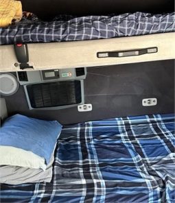 2011 VOLVO VNL64T730 full