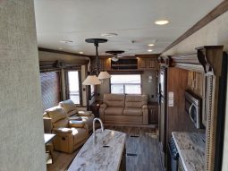 2016 KEYSTONE RV CO ALPINE 3590RS full