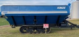 2020 Kenzie 1500 Grain Cart full