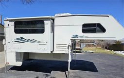 2004 LANCE 1121 full