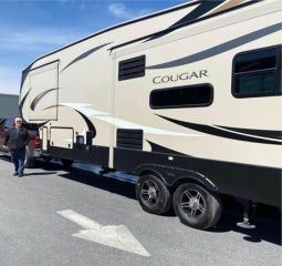 2018 KEYSTONE RV CO COUGAR 338RLK full