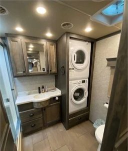 2023 TIFFIN ALLEGRO BAY 38BB full