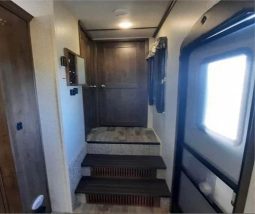 2018 KEYSTONE RV CO COUGAR 338RLK full