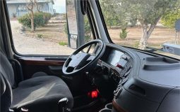 2011 VOLVO VNL64T730 full